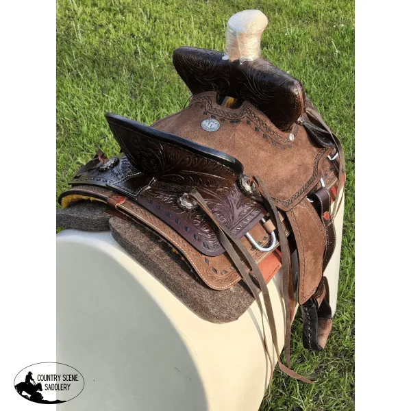 10" Double T  Youth hard seat bear trap style saddle.